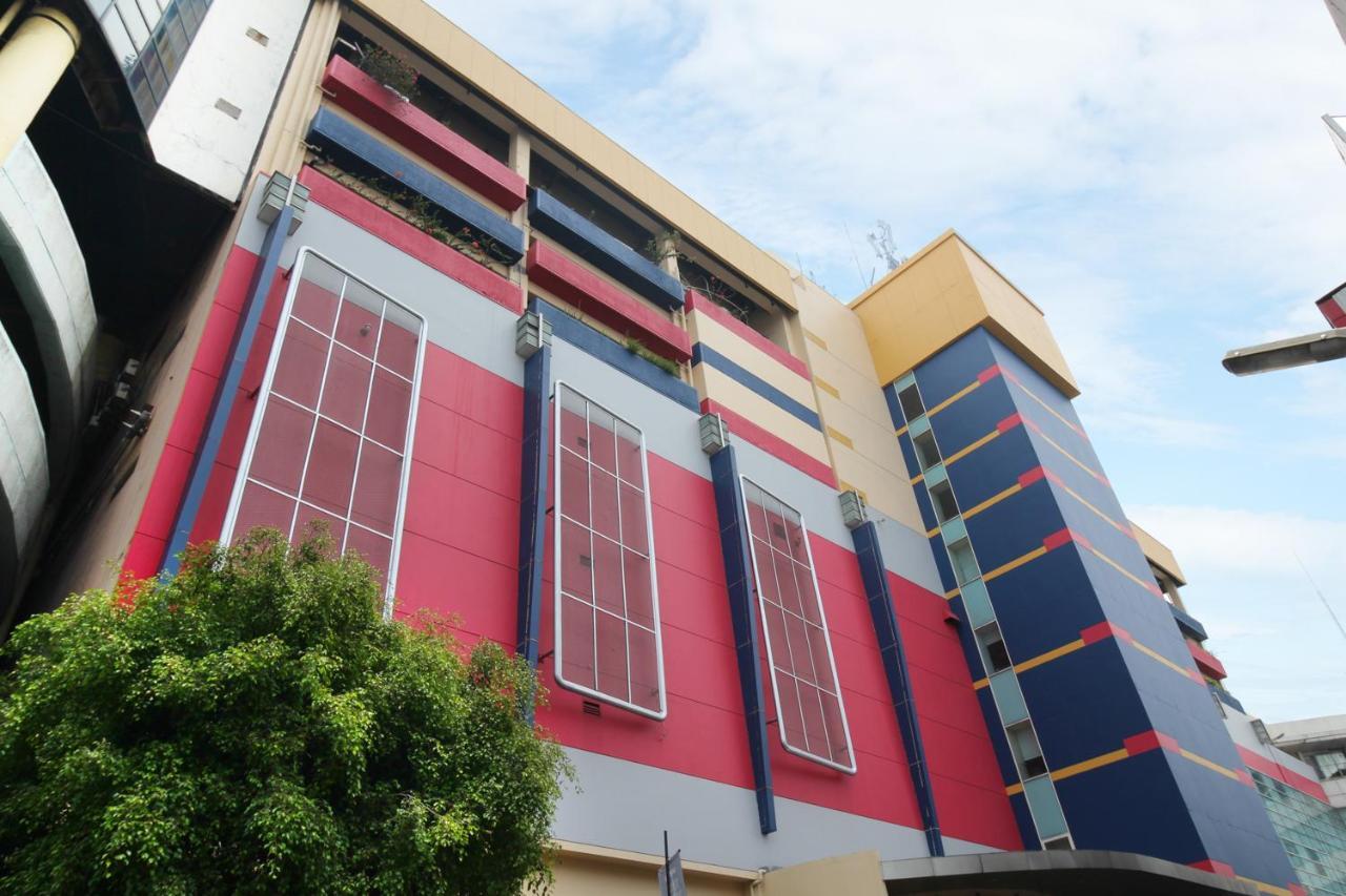Airy Glodok Pinangsia Raya Jakarta Hotel Exterior foto